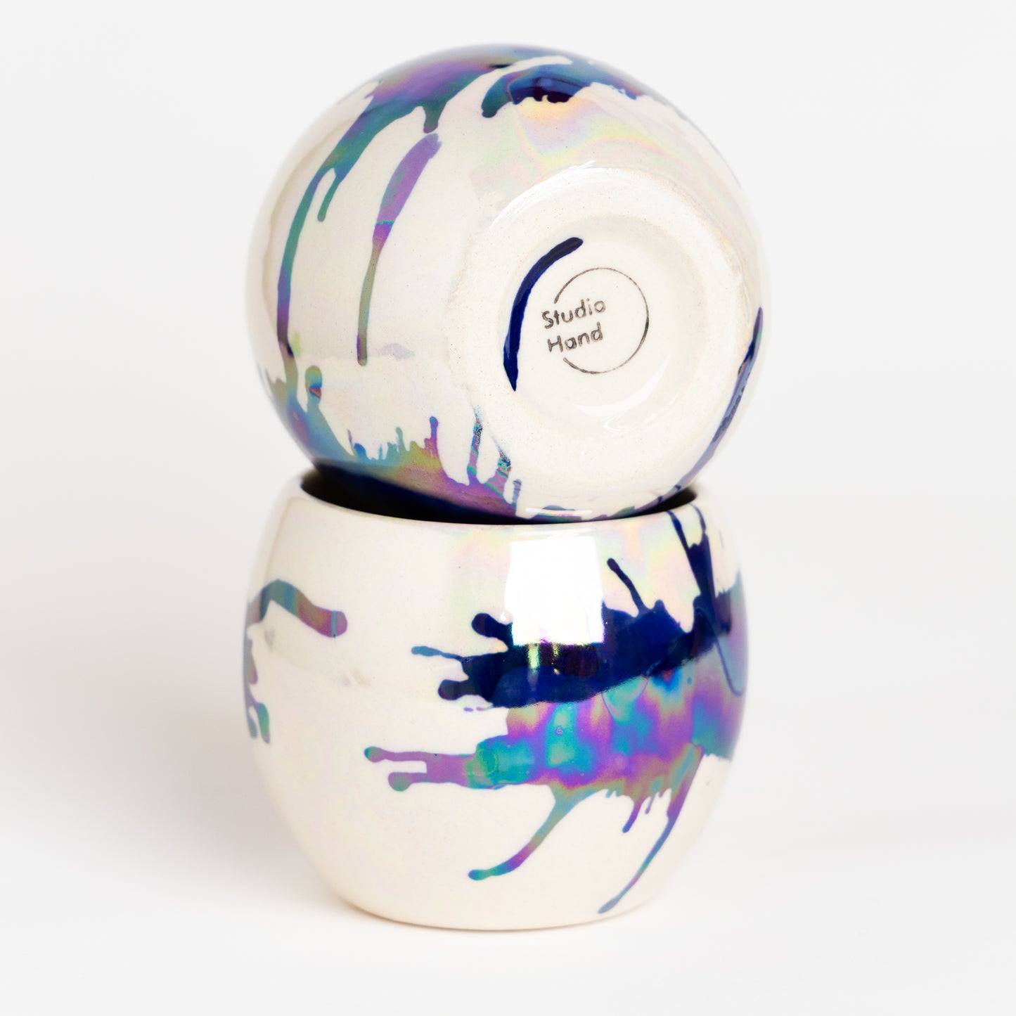 Baňatý kalíšek s perletí blue splashes